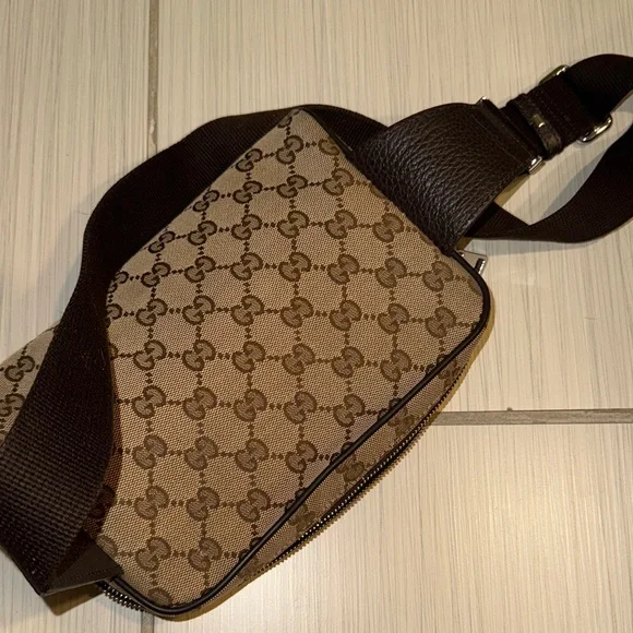 Gucci Belt Bag - Picture 13 of 13